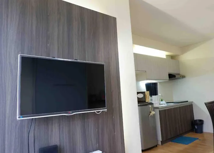 Comfy Avida It Park 50mbps Apartment *